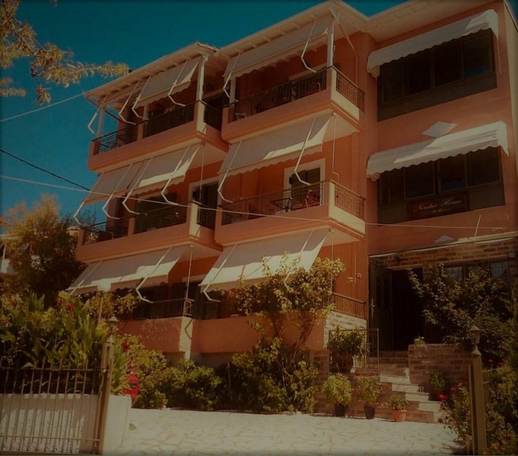 Nontas Home กาลามิตซี ภายนอก รูปภาพ
