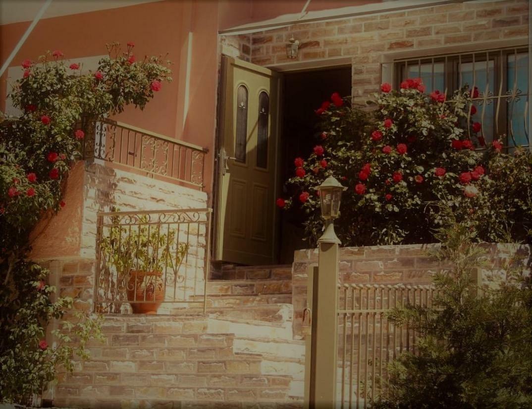 Nontas Home กาลามิตซี ภายนอก รูปภาพ